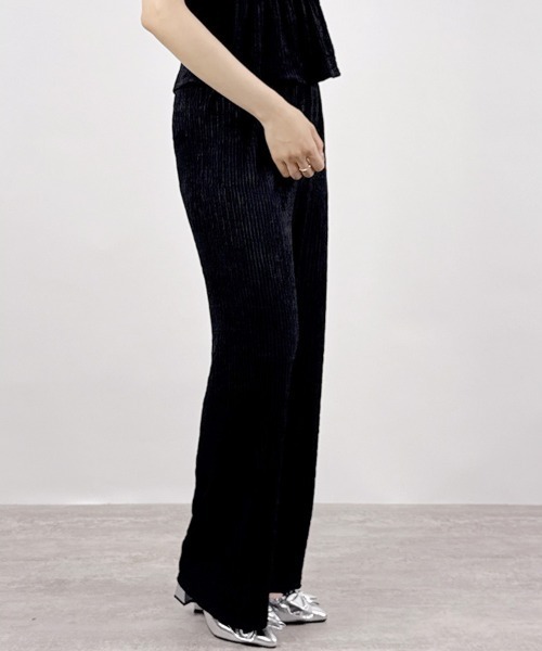 CLOTHY(クロシィ)の「【着るだけで完成。ペプラム×パンツ。】ジャガードセットアップ(半袖)(セットアップ・レディース・ブラック/アイボリー/イエロー/ベージュ・MEDIUM)」の10枚目の写真