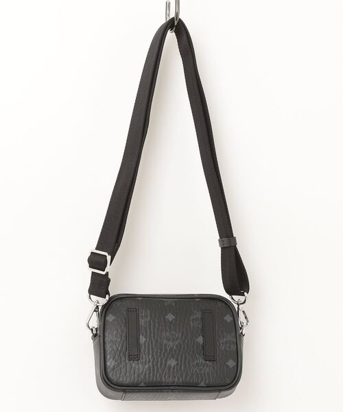 MCM×クレヨンしんちゃん】Aren クロスボディバッグ（ボディバッグ