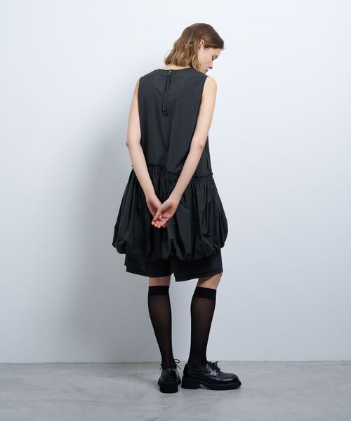 LANVIN en Bleu（ランバンオンブルー）の「ライトタフタチュニックワンピース（ワンピース・レディース・オフホワイト/ブラック/オレンジ・38）」の21枚目の写真