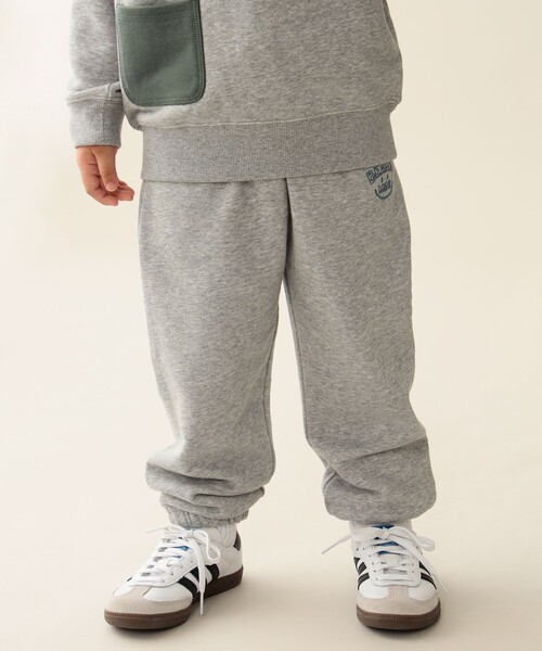 BEAMS mini（ビームスミニ）の「タック スマイル スウェット パンツ 2025FW（90～140cm）（スウェットパンツ・キッズ・オリーブ/ライトグレー/インディゴブルー・140/130/90/100/120/110）」の2枚目の写真