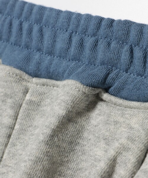 BEAMS mini（ビームスミニ）の「タック スマイル スウェット パンツ 2025FW（90～140cm）（スウェットパンツ・キッズ・オリーブ/ライトグレー/インディゴブルー・140/130/90/100/120/110）」の14枚目の写真