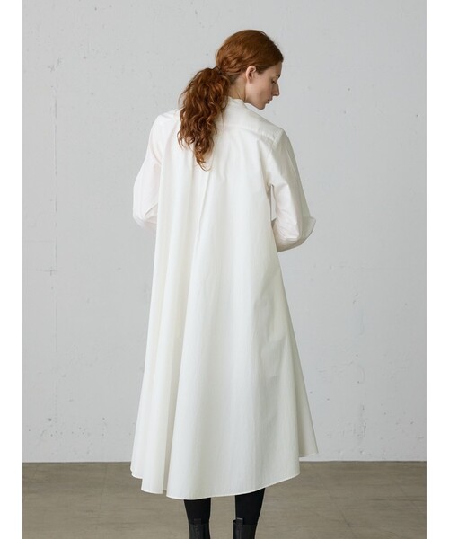 MidiUmi（ミディウミ）の「MidiUmi Aラインバンドカラーシャツワンピース（ワンピース・レディース・オフホワイト/ライトブルー/ピンク/ブラック・FREE）」の6枚目の写真