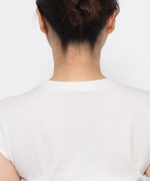 mysty woman(ミスティウーマン)の「ギャザービスチェツキフレンチスリーブ 581418(Tシャツ/カットソー・レディース・ブラック/ライトグレー/ブラウン・FREE)」の15枚目の写真