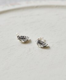 BEARDSLEY（ビアズリー）の「シャープリーフピアス（ピアス（両耳用）・レディース）」