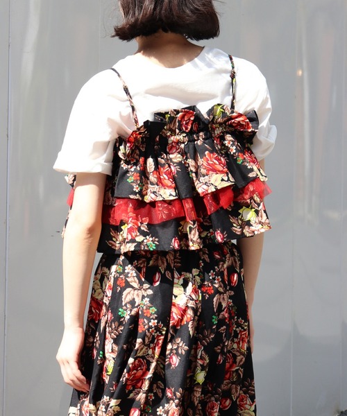moyan ecri(モヤン エクリ)の「<moyan ecri>アフリカファブリック使用フリルキャミVorume frill multiway cami Bustier(キャミソール・レディース・ブラック/ブルー/オレンジ・FREE)」の9枚目の写真