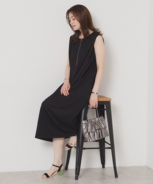 ITS'DEMO（イッツデモ）の「◆ラッフルミディトート（ハンドバッグ・レディース・シルバー系その他/ブラック/ホワイト系1・00）」の5枚目の写真