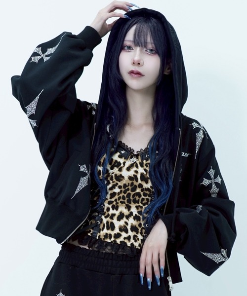 REFLEM/レフレム』クロス総柄ラインストーンクロップドZIP