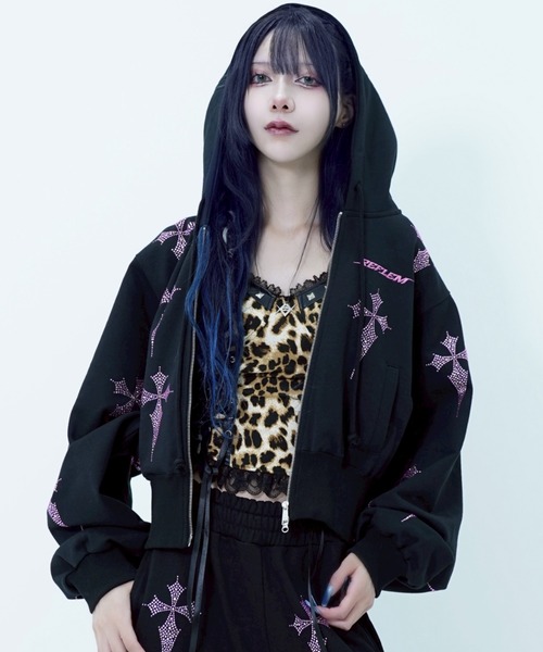 REFLEM/レフレム』クロス総柄ラインストーンクロップドZIPパーカー