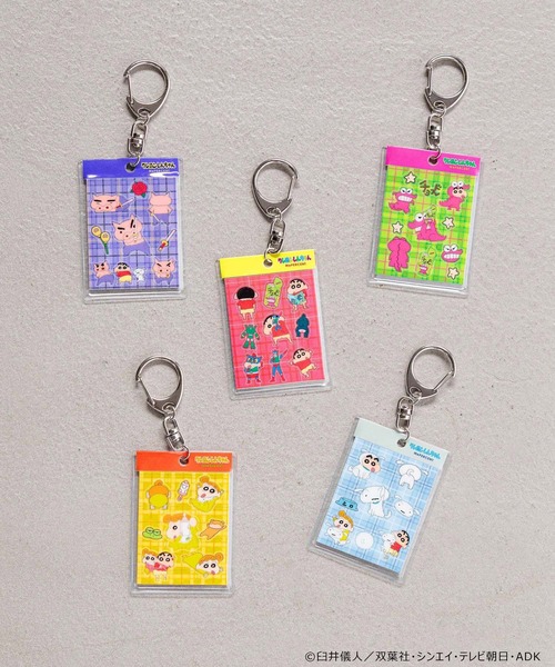 Me%（ミィパーセント）の「【クレヨンしんちゃん】ステッカー風キーチャーム　576574（キーホルダー・レディース・ブルー系その他/オフホワイト/イエロー系その他/ホワイト/その他1・FREE）」の6枚目の写真