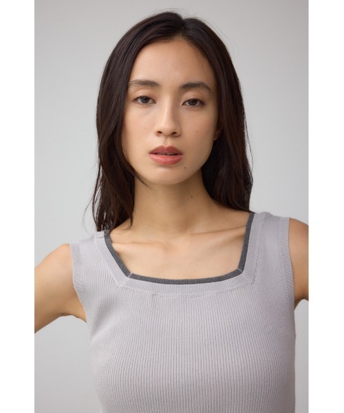 AZUL by moussy(アズールバイマウジー)の「2WAYリブニットタンク(タンクトップ・レディース・ブラック/ベージュ/ライトグレー・FREE)」の16枚目の写真