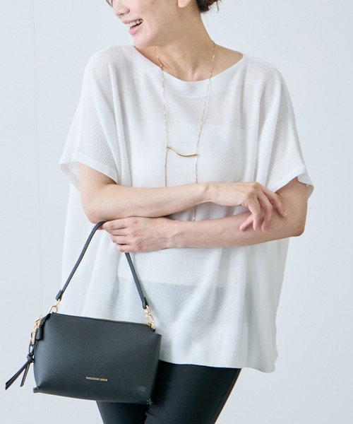 Jayro(ジャイロ)の「ボートネックフレンチスリーブプルオーバー(Tシャツ/カットソー・レディース・ホワイト/グリーン/ピンク/ベージュ/グレー/ブラック/サックスブルー・FREE)」の2枚目の写真
