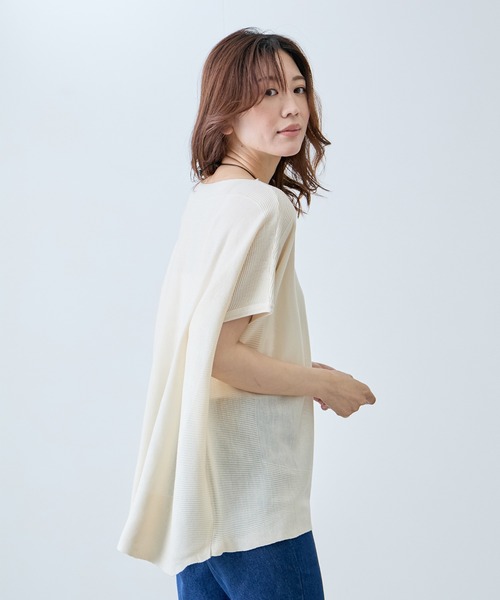 Jayro(ジャイロ)の「ボートネックフレンチスリーブプルオーバー(Tシャツ/カットソー・レディース・ホワイト/グリーン/ピンク/ベージュ/グレー/ブラック/サックスブルー・FREE)」の9枚目の写真