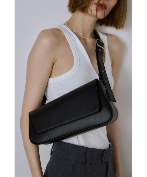 un/neu（アンノイ）の「横長スクエアアシンメトリーボディバッグ / ワンショルダーバッグ（ボディバッグ/ウエストポーチ・レディース・ブラック・FREE）」の18枚目の写真