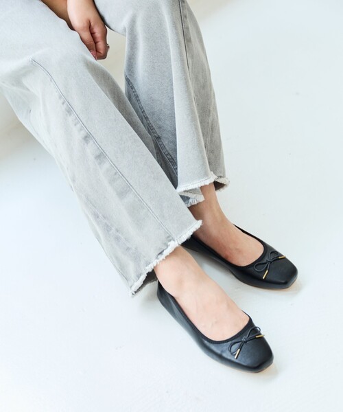 FREAK'S STORE（フリークスストア）の「限定展開　リボン バレエシ ューズ[36～38サイズ展開]（バレエシューズ・レディース・レッド/シルバー/ブラック・38/36/37）」の2枚目の写真