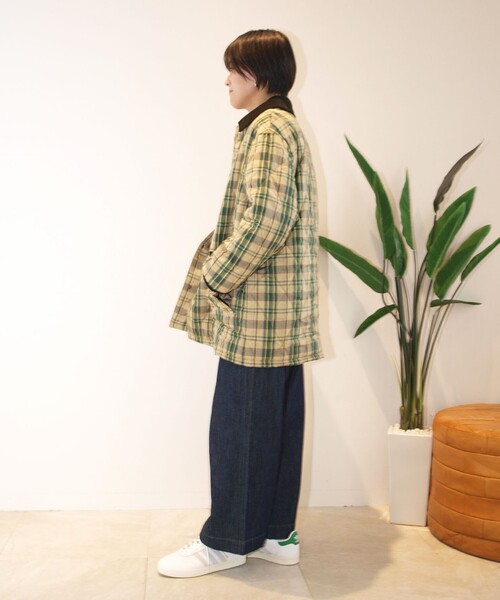 J.PRESS YORK STREET（ジェイプレスヨークストリート）の「【WOMEN】チャックキルティング ショートコート（ダウンジャケット/コート・レディース・ネイビー系3/ベージュ系3・F）」の4枚目の写真