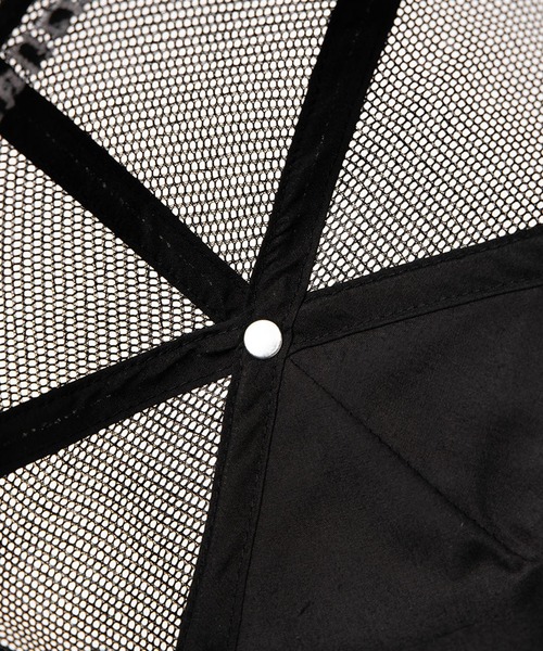SUPPLIER(サプライヤー)の「キャップ|Triple Black Cross Leather Patch Mesh Cap|SUPPLIER(キャップ・メンズ・ブラック・FREE)」の5枚目の写真