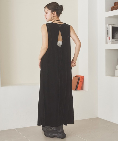 velor back open long dress /ベロアバックオープンロングワンピース