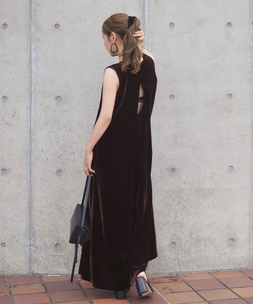 velor back open long dress /ベロアバックオープンロングワンピース