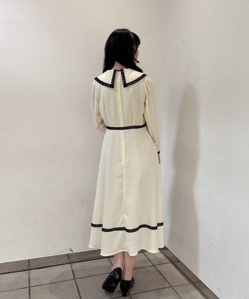 an another angelus（アンアナザーアンジェラス）の「トーションレース使い刺繍衿ワンピース/fint フィント（ワンピース・レディース・ライトグレー/クリーム・FREE）」の20枚目の写真