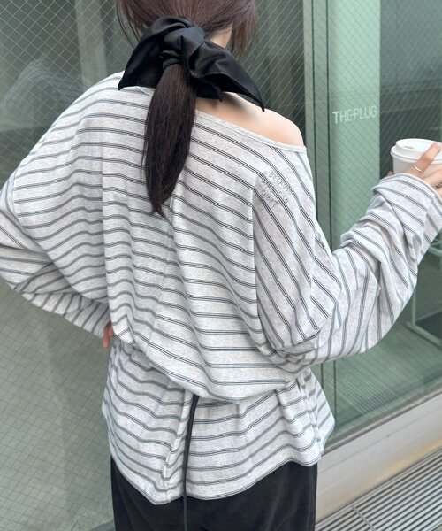 CIAOPANIC TYPY（チャオパニックティピー）の「シアースラブボーダーワンポイント刺繍オーバTee（Tシャツ/カットソー・レディース・ライトグレー/レッド/ネイビー/サックスブルー・ONE SIZE）」の5枚目の写真