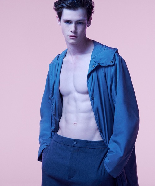 ARMANI EXCHANGE（アルマーニエクスチェンジ）の「【A|X アルマーニ エクスチェンジ】CL ライトパファー ロングコート（ダウンジャケット/コート・メンズ・チャコールグレー・LARGE/MEDIUM/SMALL/X-LARGE/X-SMALL）」の6枚目の写真