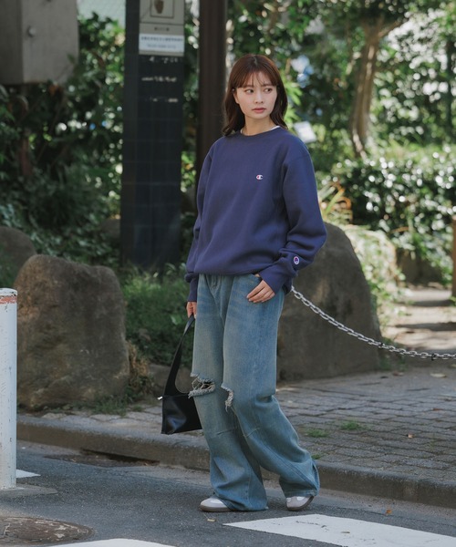Champion（チャンピオン）の「Champion/チャンピオン RW CREW NECK SWEAT SHIRT リバースウィーブ(R) クルーネックスウェットシャツ（スウェット・メンズ・バーガンディー/ダークネイビー/グレー/ブラック・XL/L/M）」の18枚目の写真