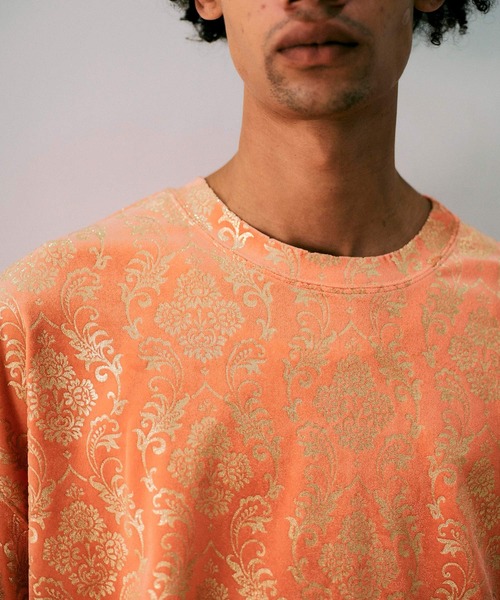 NOISE MAKER（ノイズメーカー）の「ダマスクパターンベロアプルオーバー（Tシャツ/カットソー・メンズ・グレー/グリーン/オレンジ・M/S/XL/L）」の3枚目の写真