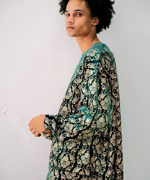 NOISE MAKER（ノイズメーカー）の「ダマスクパターンベロアプルオーバー（Tシャツ/カットソー・メンズ・グレー/グリーン/オレンジ・M/S/XL/L）」の2枚目の写真