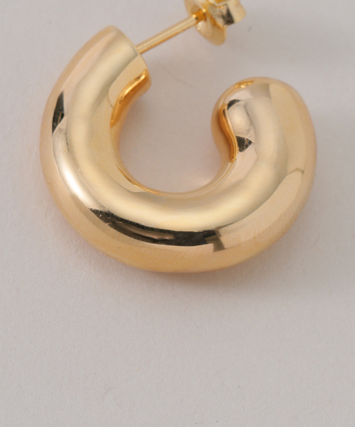 VERMEIL par iena(ヴェルメイユパーイエナ)の「LIE STUDIO THE ROSE EARRING ゴールド(ピアス(両耳用)・レディース・ゴールド・FREE)」の3枚目の写真