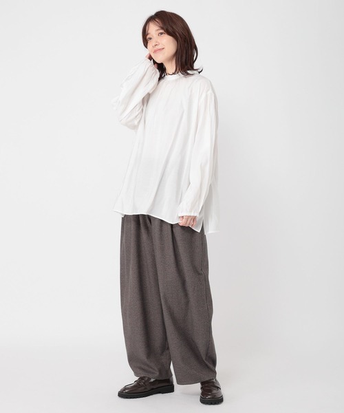 studio CLIP(スタディオクリップ)の「【WEB・一部地域限定】ダブルフロントボリュームスリーブブラウス(シャツ/ブラウス・レディース・オフホワイト/ブラック/サックスブルー・FREE)」の9枚目の写真