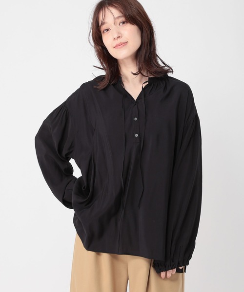 studio CLIP(スタディオクリップ)の「【WEB・一部地域限定】ダブルフロントボリュームスリーブブラウス(シャツ/ブラウス・レディース・オフホワイト/ブラック/サックスブルー・FREE)」の10枚目の写真