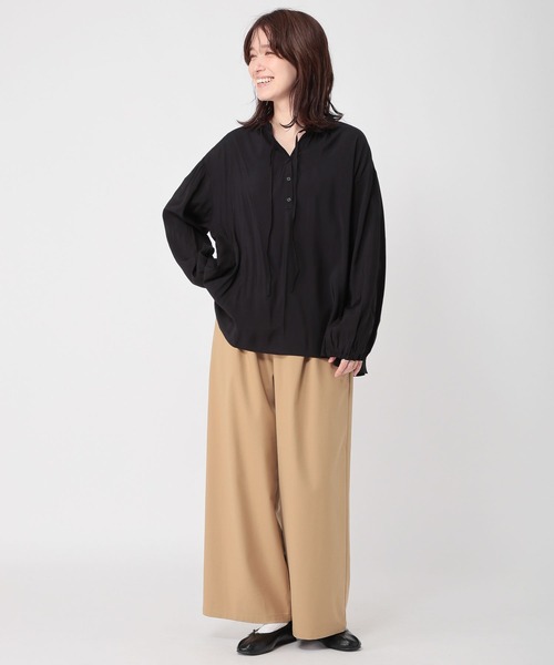 studio CLIP(スタディオクリップ)の「【WEB・一部地域限定】ダブルフロントボリュームスリーブブラウス(シャツ/ブラウス・レディース・オフホワイト/ブラック/サックスブルー・FREE)」の13枚目の写真