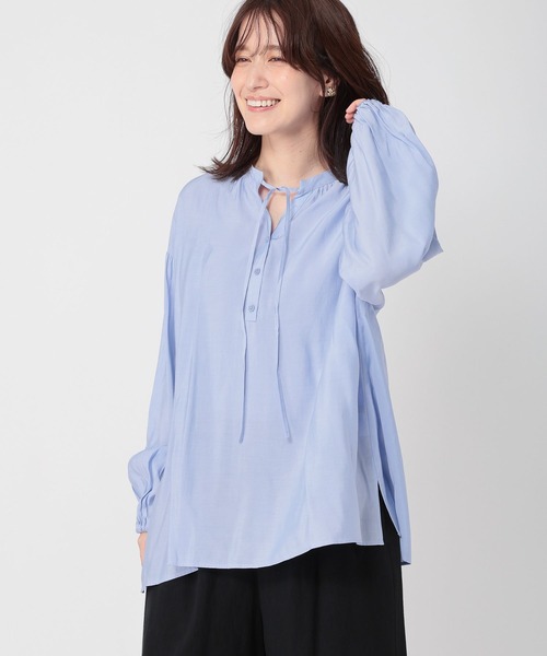 studio CLIP(スタディオクリップ)の「【WEB・一部地域限定】ダブルフロントボリュームスリーブブラウス(シャツ/ブラウス・レディース・オフホワイト/ブラック/サックスブルー・FREE)」の16枚目の写真