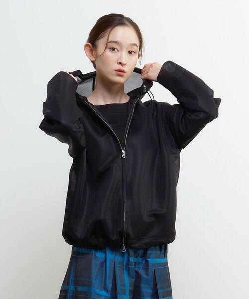 LOGEMENT DE CLAIRE(ロジュモンドクレール)の「シースルージップアップパーカー(ブルゾン・レディース・ブラック/ブルー/モカ・FREE)」の1枚目の写真