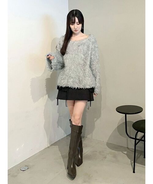 OUNNOUN(オウンノウン)の「【OUNNOUN】フリルデザインミニスカート(スカート・レディース・グレー/ブラック・SMALL/MEDIUM)」の4枚目の写真