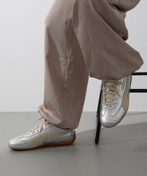 PUMA(プーマ)の「【PUMA】SPEEDCAT SILVER WNS スピードキャット シルバー(スニーカー・レディース・シルバー/シルバー系1・25cm/24.5cm/24cm/22.5cm/23cm/23.5cm/25.5cm)」の11枚目の写真