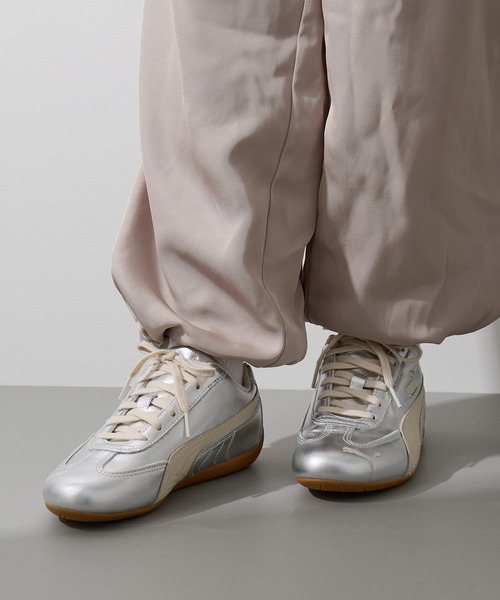 PUMA(プーマ)の「【PUMA】SPEEDCAT SILVER WNS スピードキャット シルバー(スニーカー・レディース・シルバー/シルバー系1・25cm/24.5cm/24cm/22.5cm/23cm/23.5cm/25.5cm)」の13枚目の写真