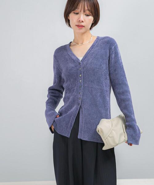 URBAN RESEARCH ROSSO WOMEN(アーバンリサーチ ロッソ)の「モールVネックニットカーディガン(カーディガン/ボレロ・レディース・ブラック/ブルー/オフホワイト・FREE)」の3枚目の写真