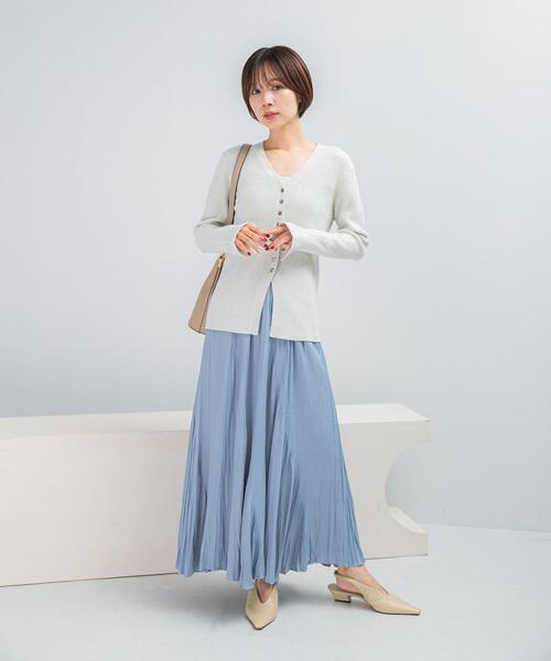 URBAN RESEARCH ROSSO WOMEN(アーバンリサーチ ロッソ)の「モールVネックニットカーディガン(カーディガン/ボレロ・レディース・ブラック/ブルー/オフホワイト・FREE)」の5枚目の写真