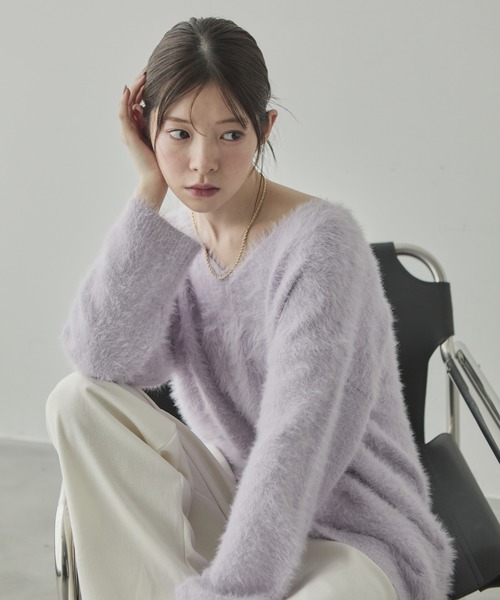 VIVID LADY(ビビッドレディー)の「アンゴラタッチVネックニットプルオーバー(ニット/セーター・レディース・パープル/アイボリー/ブラック/ライトブルー・FREE)」の8枚目の写真
