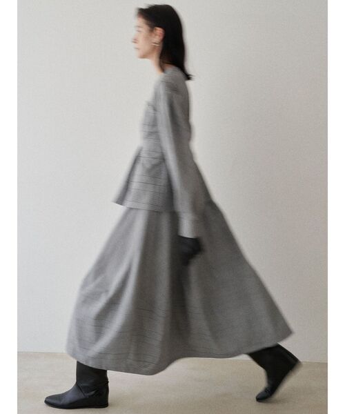 ELENDEEK（エレンディーク）の「ベアレイヤードワンピース（ワンピース・レディース・グレー/その他1・01/02）」の16枚目の写真