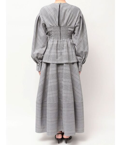 ELENDEEK（エレンディーク）の「ベアレイヤードワンピース（ワンピース・レディース・グレー/その他1・01/02）」の13枚目の写真