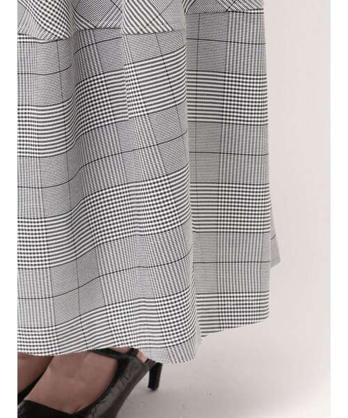 ELENDEEK（エレンディーク）の「ベアレイヤードワンピース（ワンピース・レディース・グレー/その他1・01/02）」の9枚目の写真