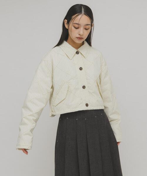 KBF（ケイビーエフ）の「キルティングシャツブルゾン（ダウンジャケット/コート・レディース・アイボリー/ネイビー・ONE）」の6枚目の写真