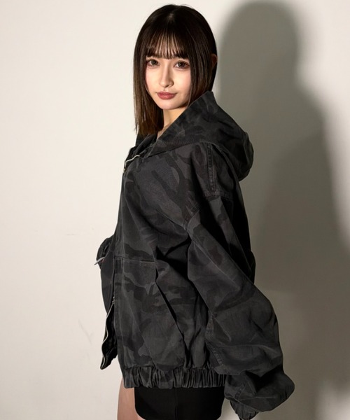 A'gem（エージェム）の「A'GEM/9 × .kom 『A'gem/エージェム』迷彩ジップパーカー（ベスト・メンズ・カモフラージュ/ブラック・FREE）」の13枚目の写真