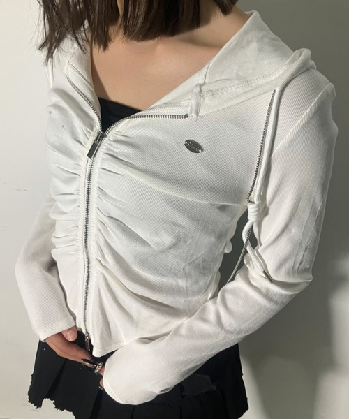 .KOM（ドットコム）の「『.KOM/ドットケーオーエム』Center Ruched Zip-Up Hoodie / センタールーシュジップアップフーディー（その他トップス・レディース・ブラック/アイボリー・FREE）」の10枚目の写真