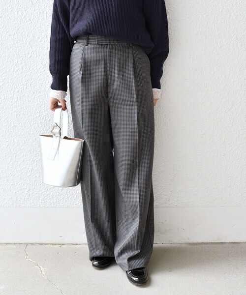 SHIPS Colors（シップス カラーズ）の「SHIPS Colors:〈洗濯機可能〉裏起毛 チェック ワイド パンツ（その他パンツ・レディース・ベージュ/ブラウン/ライトブルー・SMALL/MEDIUM）」の2枚目の写真