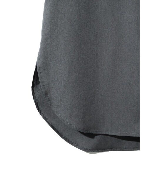 MIDIUMISOLID(ミディウミソリッド)の「MIDIUMISOLID for Ladies ベーシックバックギャザーシャツ(シャツ/ブラウス・レディース・ライトグレー/チャコールグレー/ブラック/ブラウン・FREE)」の19枚目の写真