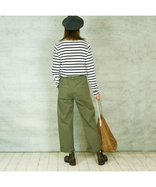 aity（アイティ）の「ツイルタックワイドパンツ チノパンツ ストレッチ 無地（チノパンツ・レディース・ブラック/カーキ/ベージュ・M/L/LL/3L/4L）」の4枚目の写真