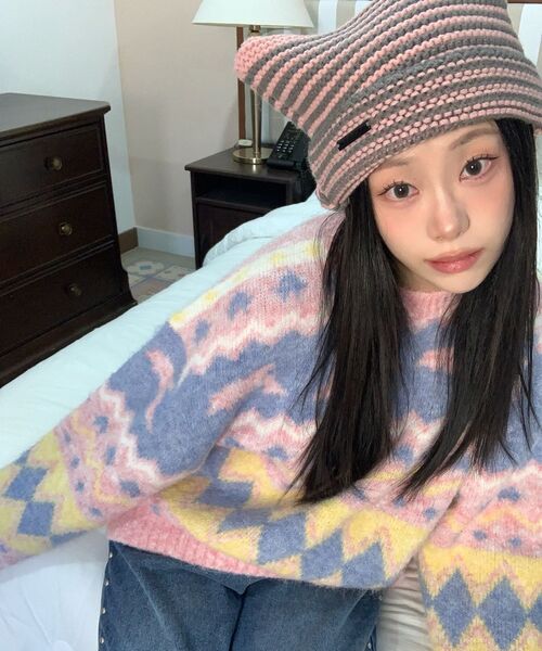 WaiKei(ワイケイ)の「ドルフィンヘアリーグラフィックニットピンク(ニット/セーター・レディース・その他・1/2)」の4枚目の写真